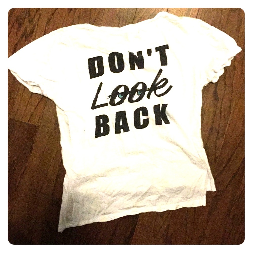DON’T LOOK BACK TEE ❤️‼️